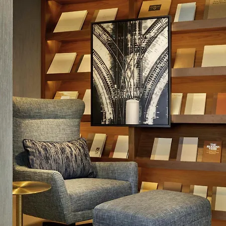 Swissotel Chicago-3
