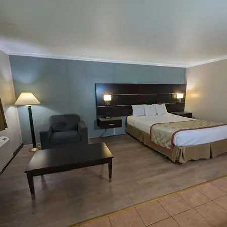 Olive Tree Inn & Suites, A Howard Johnson By Wyndham-2