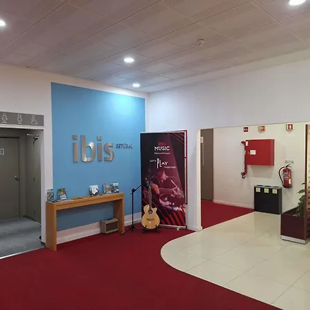 Hotel Ibis Setubal-3