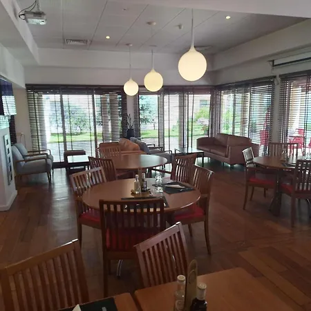 Hotel Ibis Setubal-2
