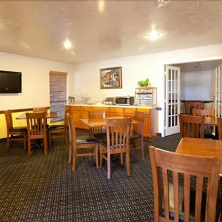 Weatherford Heritage Inn-3