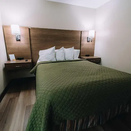 Riverside Motor Lodge - Pigeon Forge-3