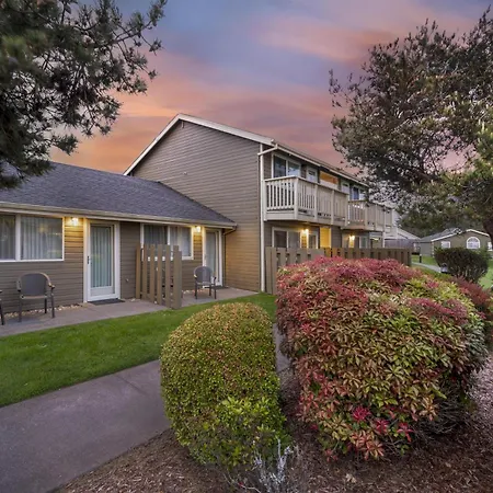 Best Western Inn At Face Rock-2