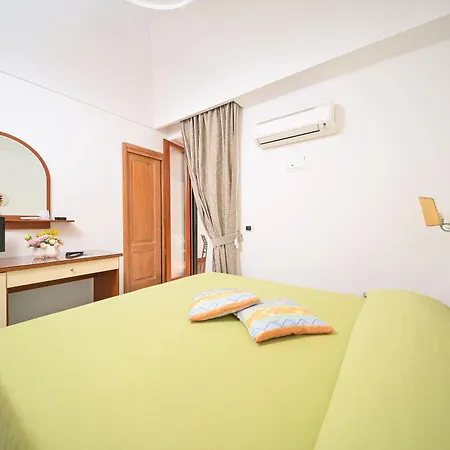 La Capannina - Hotel & Apartments-3
