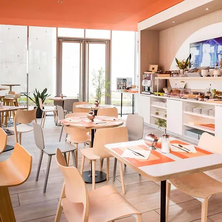 Aparthotel Adagio Access Paris Massy Gare-2