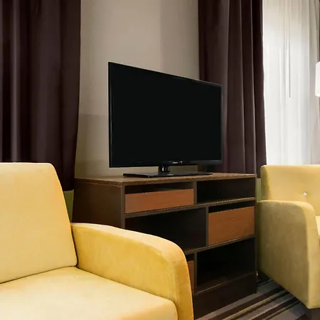 Super 8 By Wyndham Hershey Chocolate Avenue-2