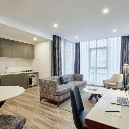 Meriton Suites Mascot Central-3