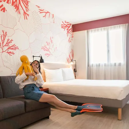Ibis Styles Barcelona City Bogatell-3