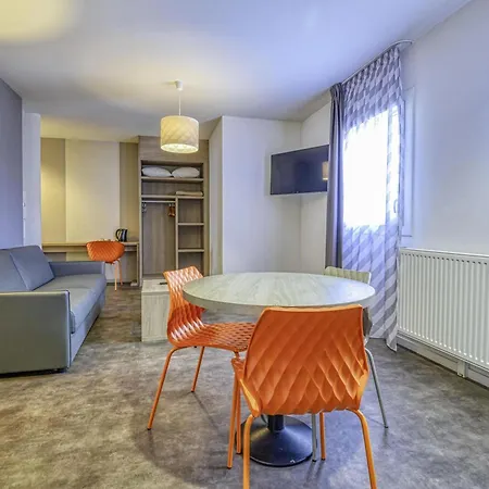 Aparthotel Adagio Access Saint Nazaire-3