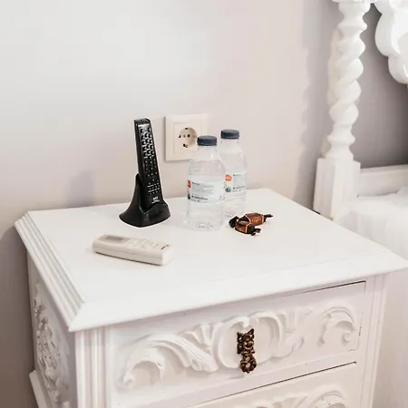 Anoitecer Itinerante Al - Vintage Bedrooms By Lethes Legacy-3