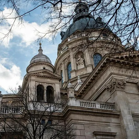 Ikonik Parlament-2