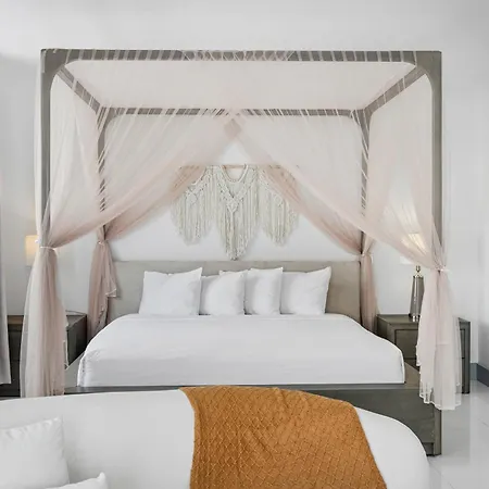 Townhouse Hotel-3