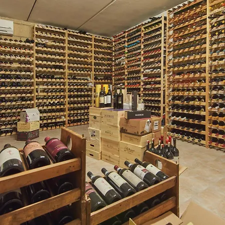Relais Osteria Dell'Orcia-3