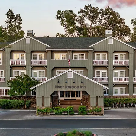 River Terrace Inn-3