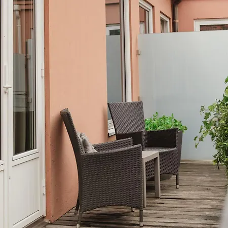 Home Hotel Folketeateret-2