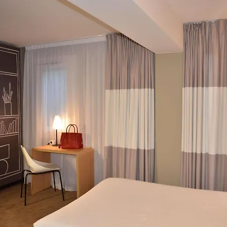Ibis Melun-2