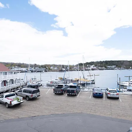 Tugboat Inn-2