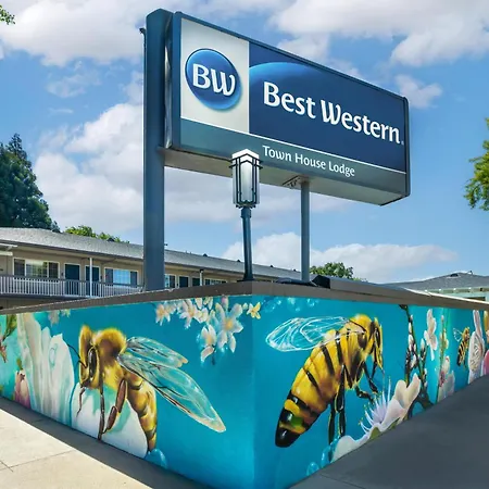 Best Western Town House Lodge-3