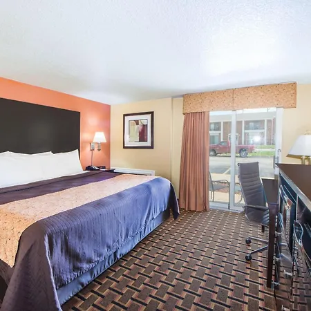 Days Inn By Wyndham Joplin-3