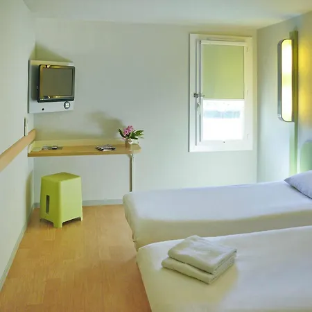 Ibis Budget Bollene-2