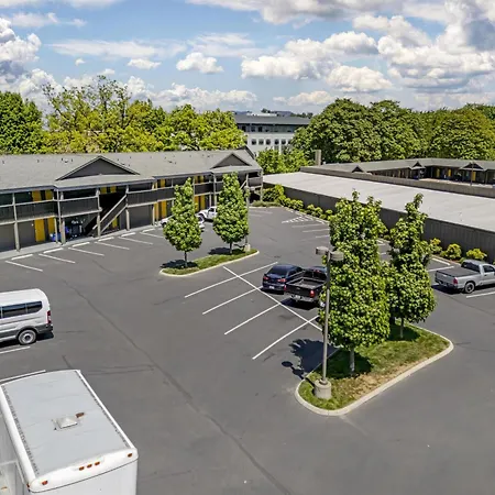 Best Western New Oregon Motel-2