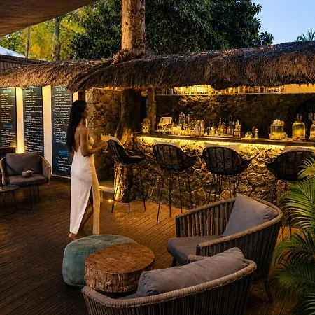 Sous le Badamier Boutique Hotel&Spa - Grand Baie-2