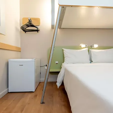 Ibis Budget Vitoria-3