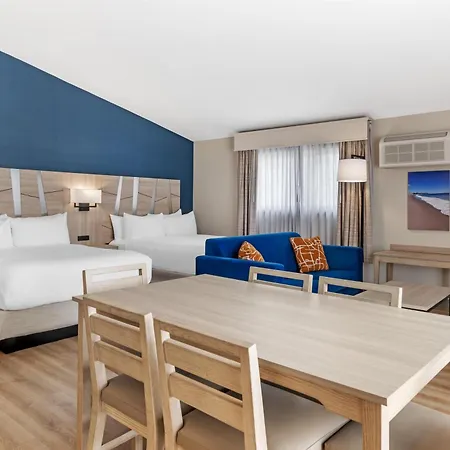 Best Western Plus, The Inn At Hampton-3