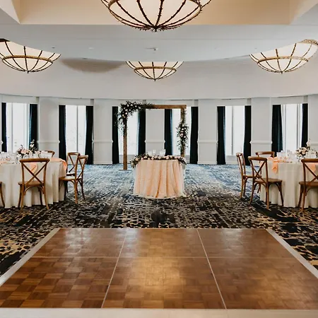 Crowne Plaza Cleveland At Playhouse Square By Ihg-2