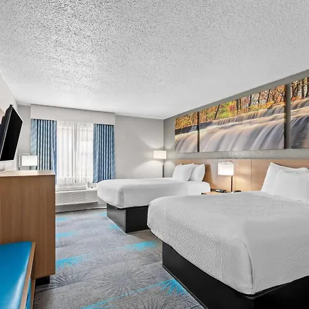 Days Inn By Wyndham Alpena-2