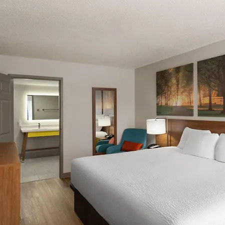 Days Inn By Wyndham Clanton Al-3