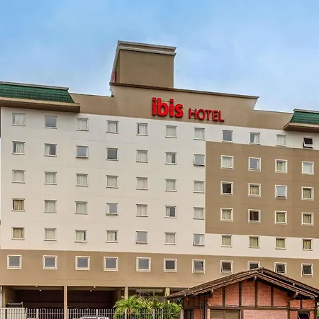 Ibis Blumenau-2