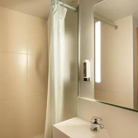 B&B HOTEL Saint-Nazaire Trignac-2