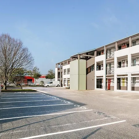 B&B HOTEL Saint-Nazaire Trignac-2