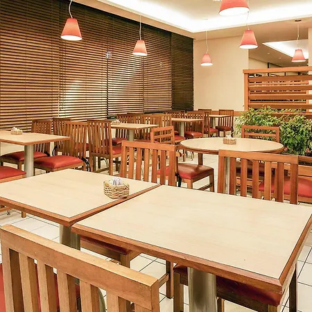 Ibis Uberlandia-2