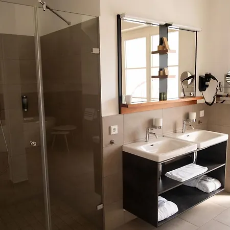 Villa Linde Seehotel-3