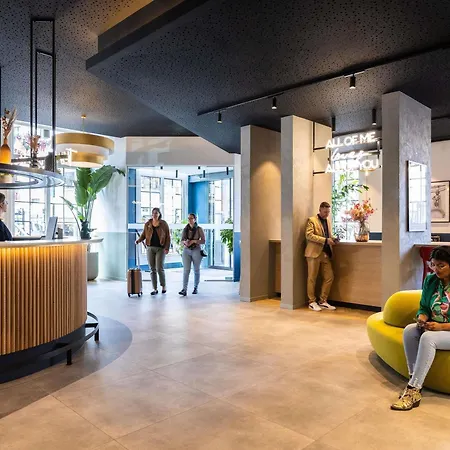 Hotel Novotel Brussels Off Grand Place-3