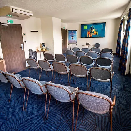 ibis Styles Saint-Quentin-2