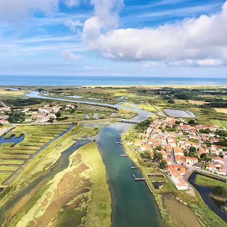 ibis Styles St Gilles Croix de Vie centre-ville-3