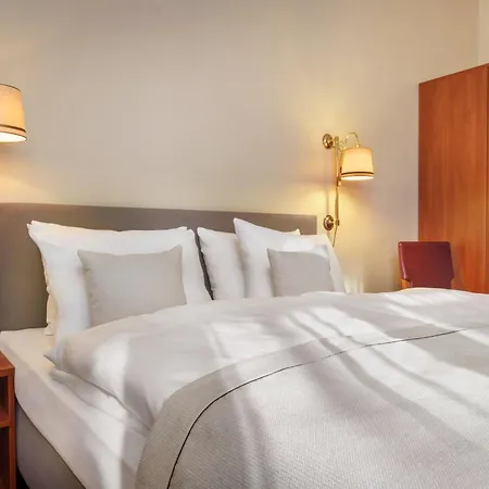 Hotel Kronprinz Hamburg Hauptbahnhof-3