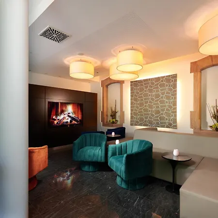 Novina Hotel Tillypark-2