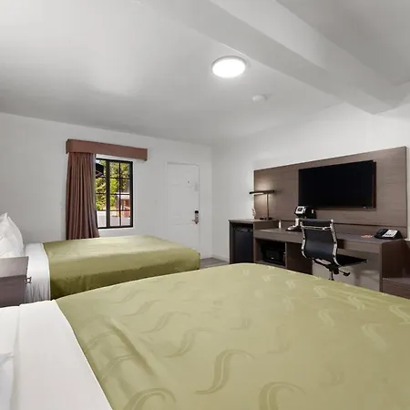 Econo Lodge Inn & Suites Heavenly Village Area-3
