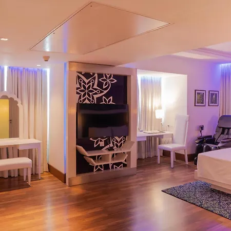 Radisson Blu Kochi-2