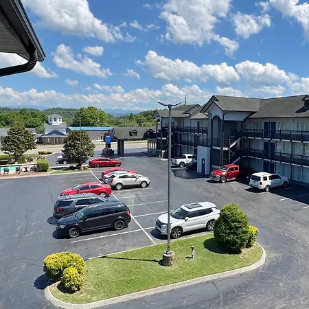 Baymont By Wyndham Sevierville Pigeon Forge-3