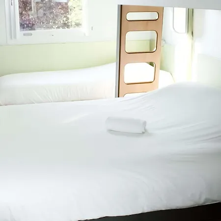 Ibis Budget Saint-Omer Centre-2