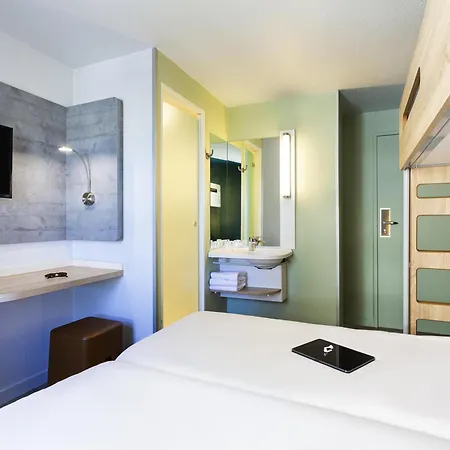 Ibis Budget Rochefort-2