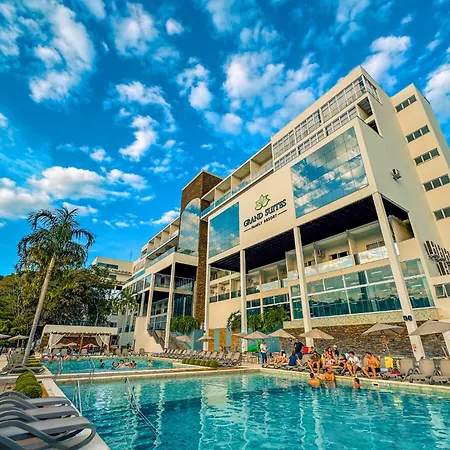 Grand Suítes Family Resort by Atlantica-2