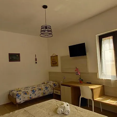 Bellavista Rooms-2