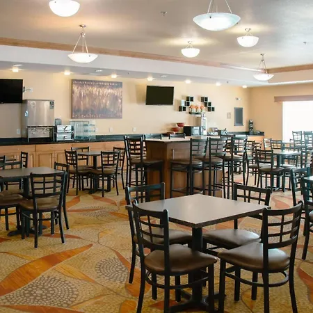 Comfort Inn & Suites Grand Forks Near Alerus Center-2