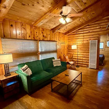 High Creek Lodge And Cabins-3